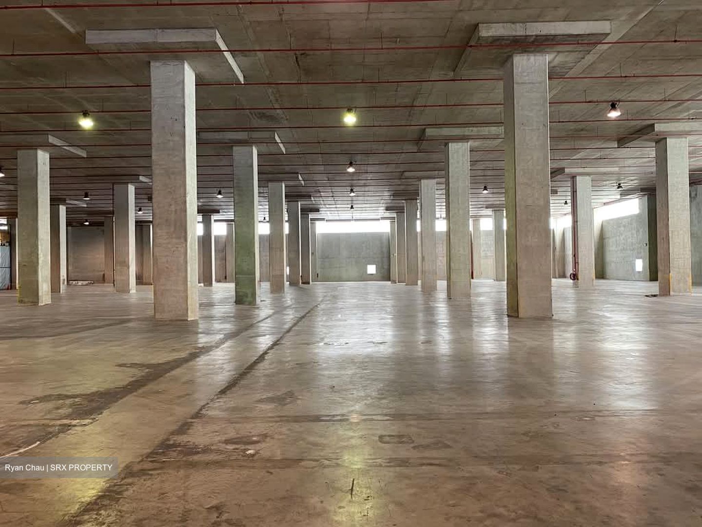 Pandan Road (D22), Warehouse #564781171
